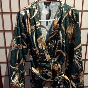 Miss Avenue Green and Gold Long Sleeve Chain Dress